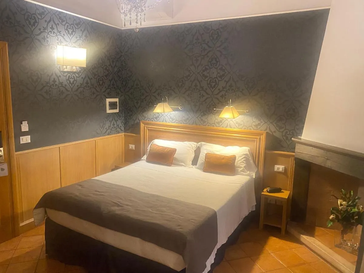 Duca D'Alba Hotel - Chateaux & Hotels Collection Rome Italy